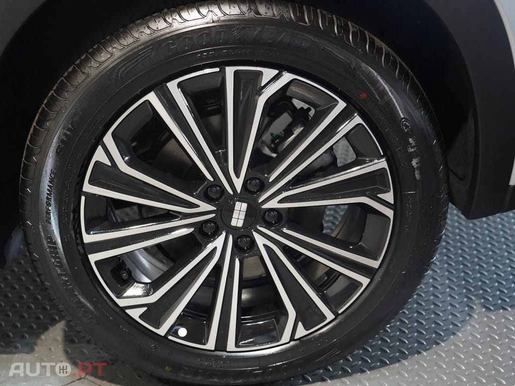 Geely Starray EM-i Max Plus