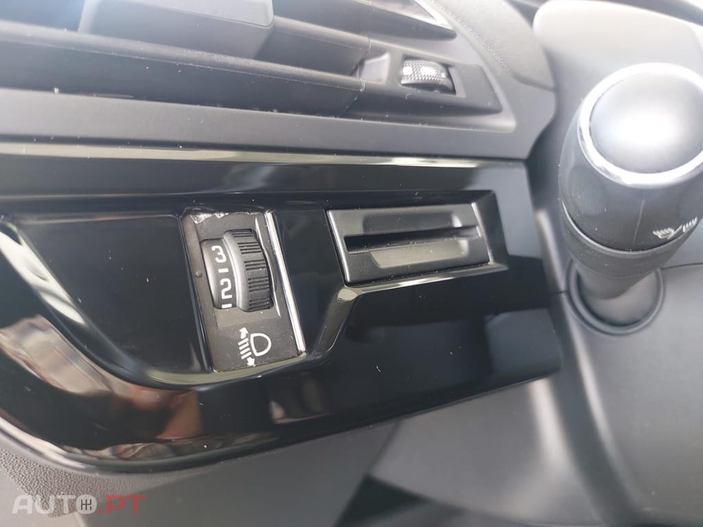 Citroën Grand C4 Spacetourer 1.2 PureTech Feel — fotografia 27