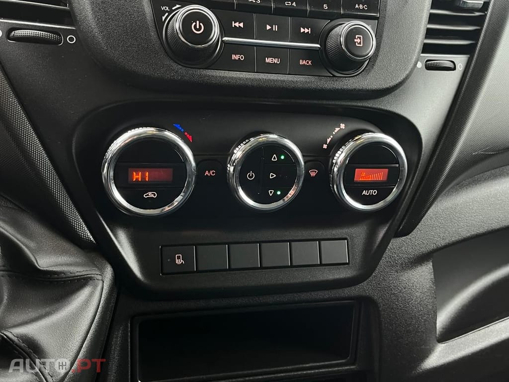 Iveco Daily PLATAFORMA