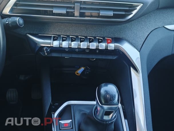 Peugeot 3008 1.6 BlueHDi Allure