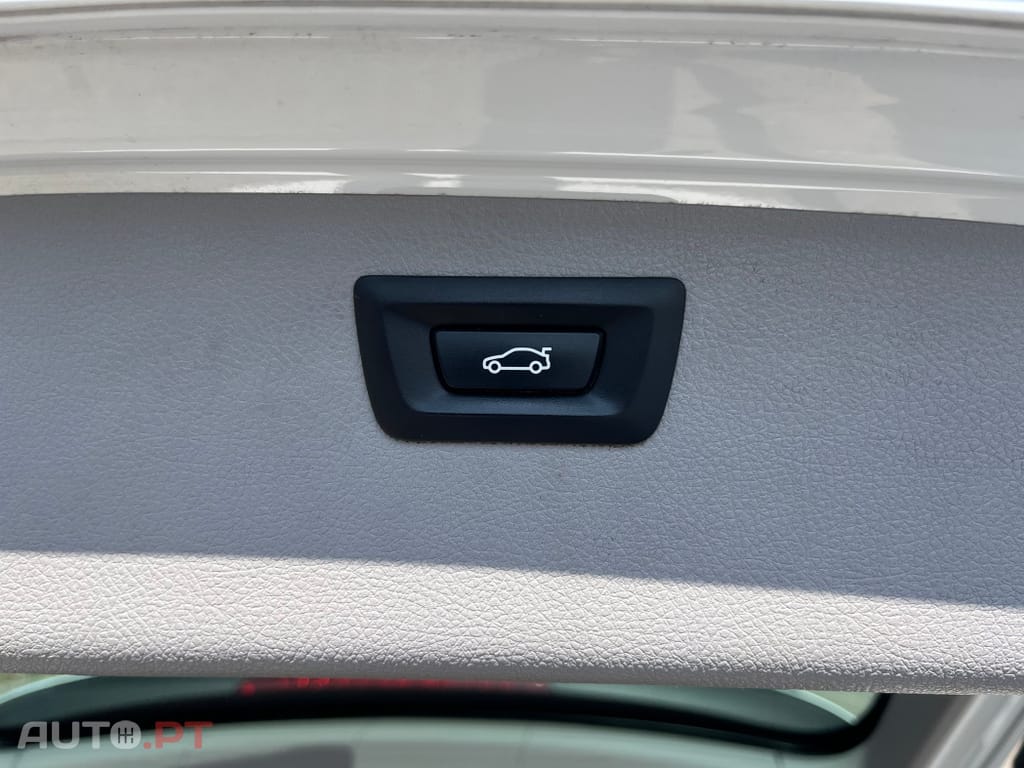 BMW 318 d Touring Aut. Sport Line