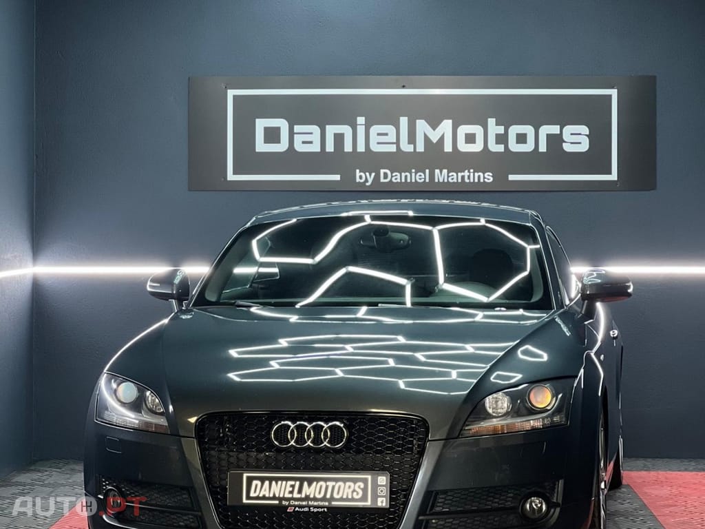 Audi TT 2.0 TDI quattro S-line