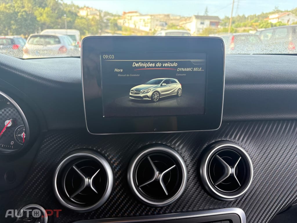 Mercedes-Benz A 180 d AMG Line