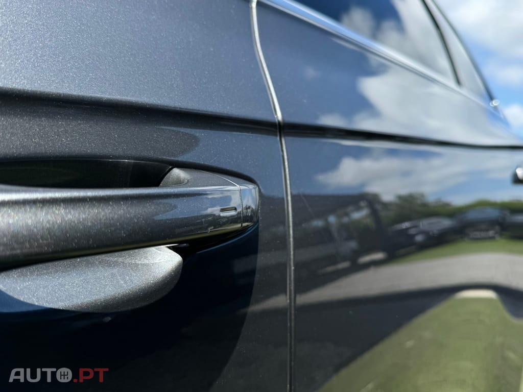 Volkswagen Touareg 3.0 TDI V6 R-Line