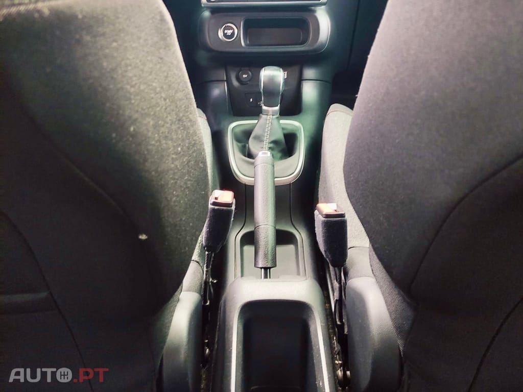 Citroen C3 1.2 PureTech Shine EAT6