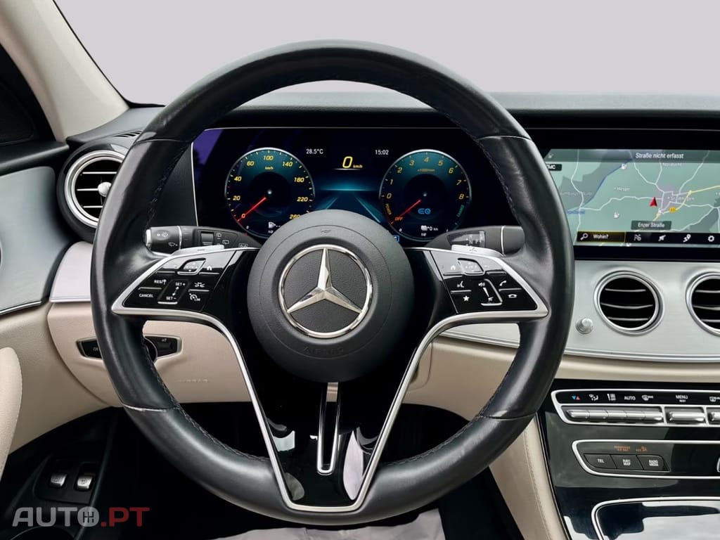 Mercedes-Benz E 300 I.V.A DEDUTIVEL e T AMG