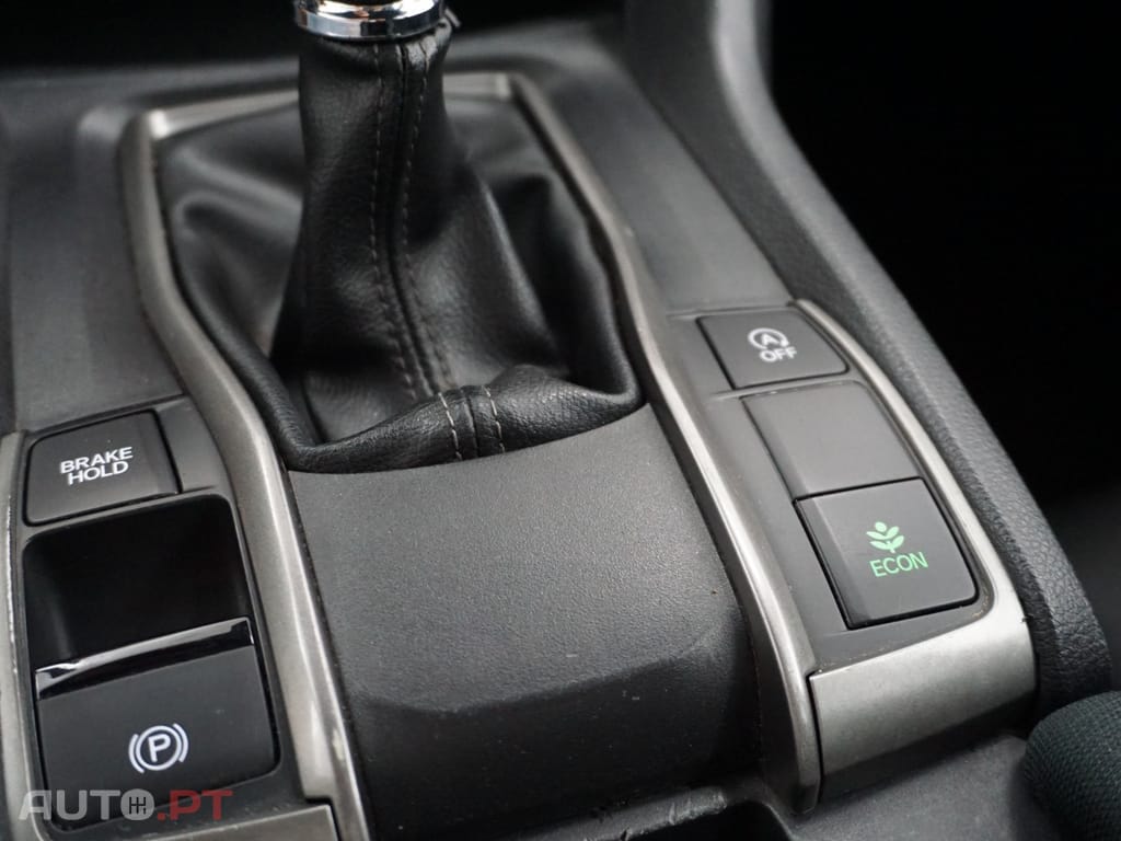 Honda Civic 1.6 i-DTEC Elegance Navi