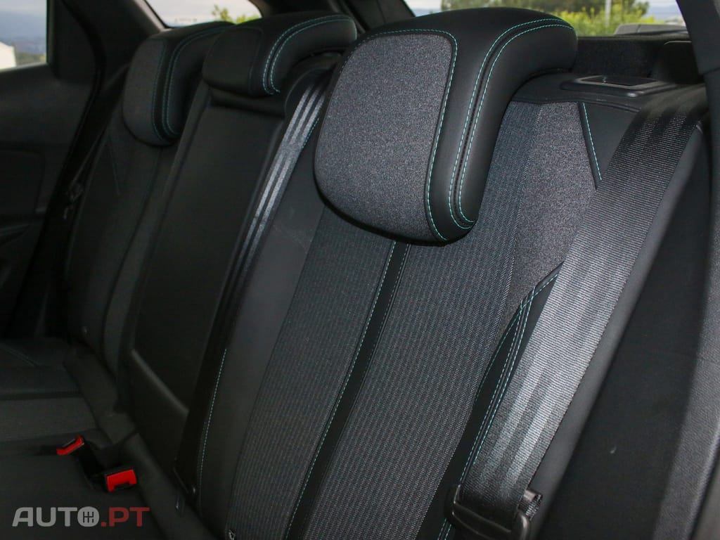Peugeot 3008 1.2 PureTech Allure Pack EAT8
