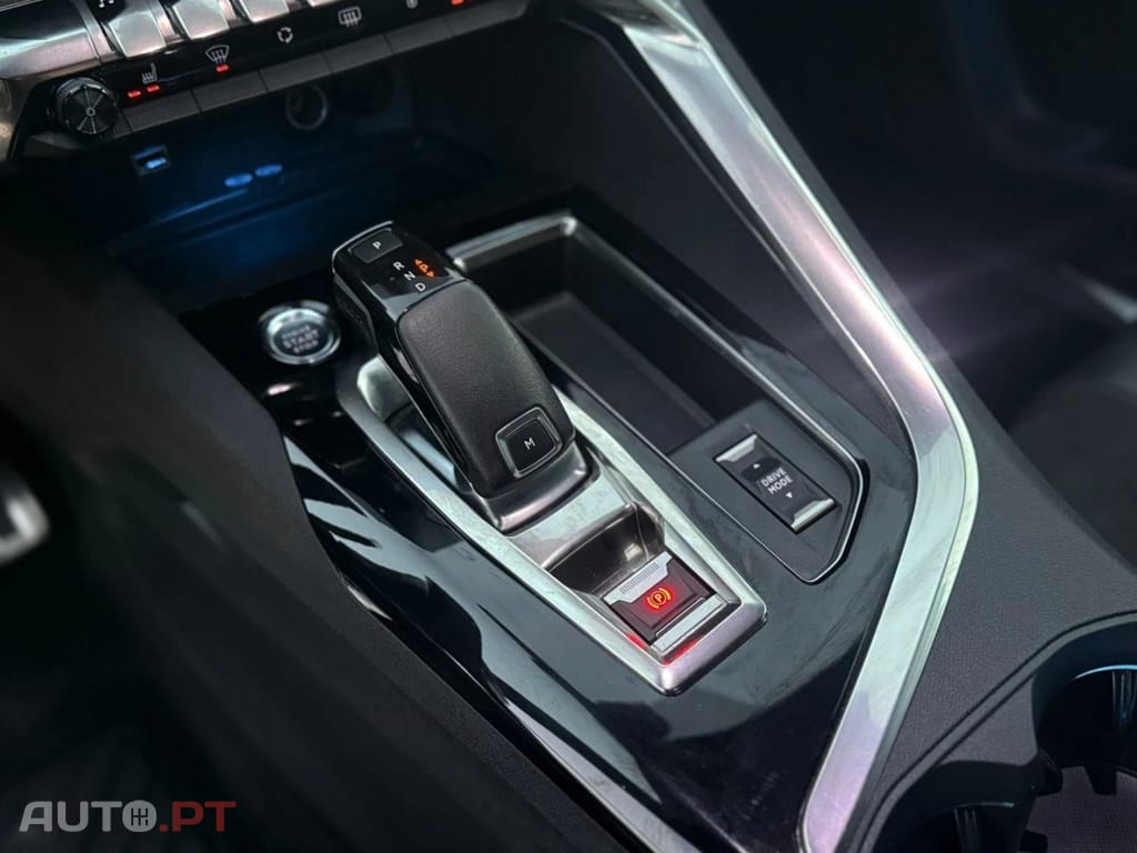 Peugeot 5008 1.5 BlueHDi GT LINE (EAT8)