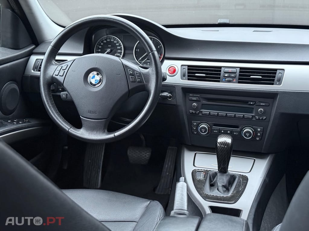BMW 320 d Auto