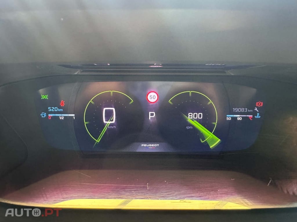 Peugeot 2008 1.2 PureTech GT EAT8
