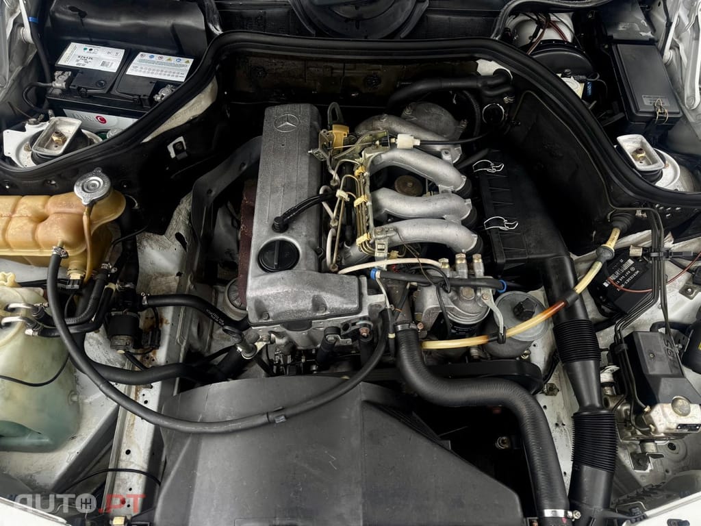 Mercedes-Benz E 200 D