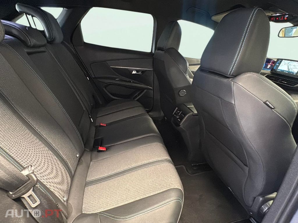 Peugeot 3008 1.5 BlueHDi Allure EAT8