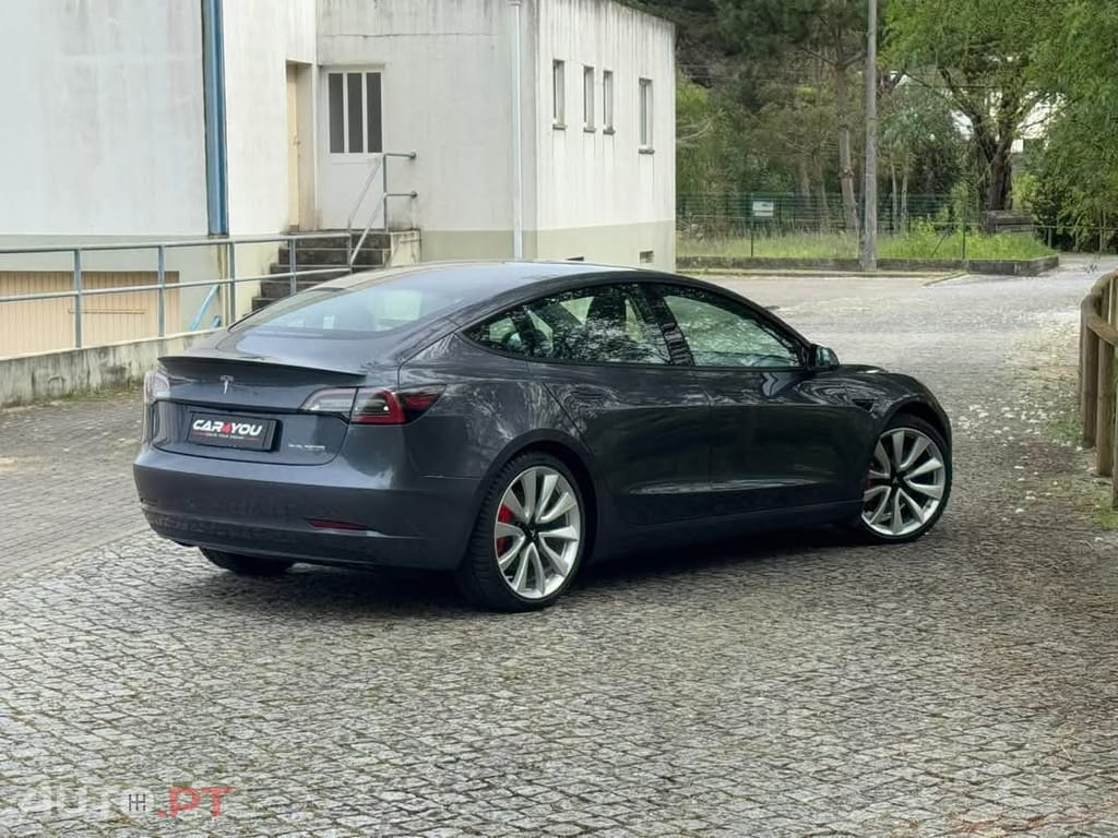 Tesla Model 3 Performance Dual Motor AWD