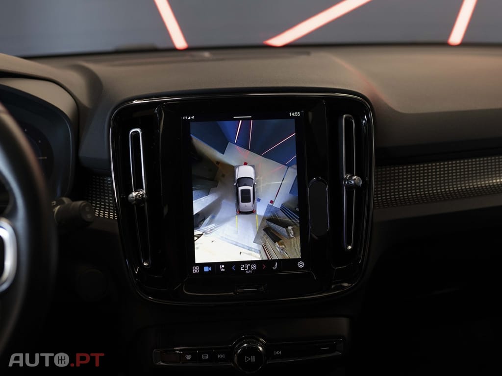 Volvo XC40 P8 AWD Recharge RDesign