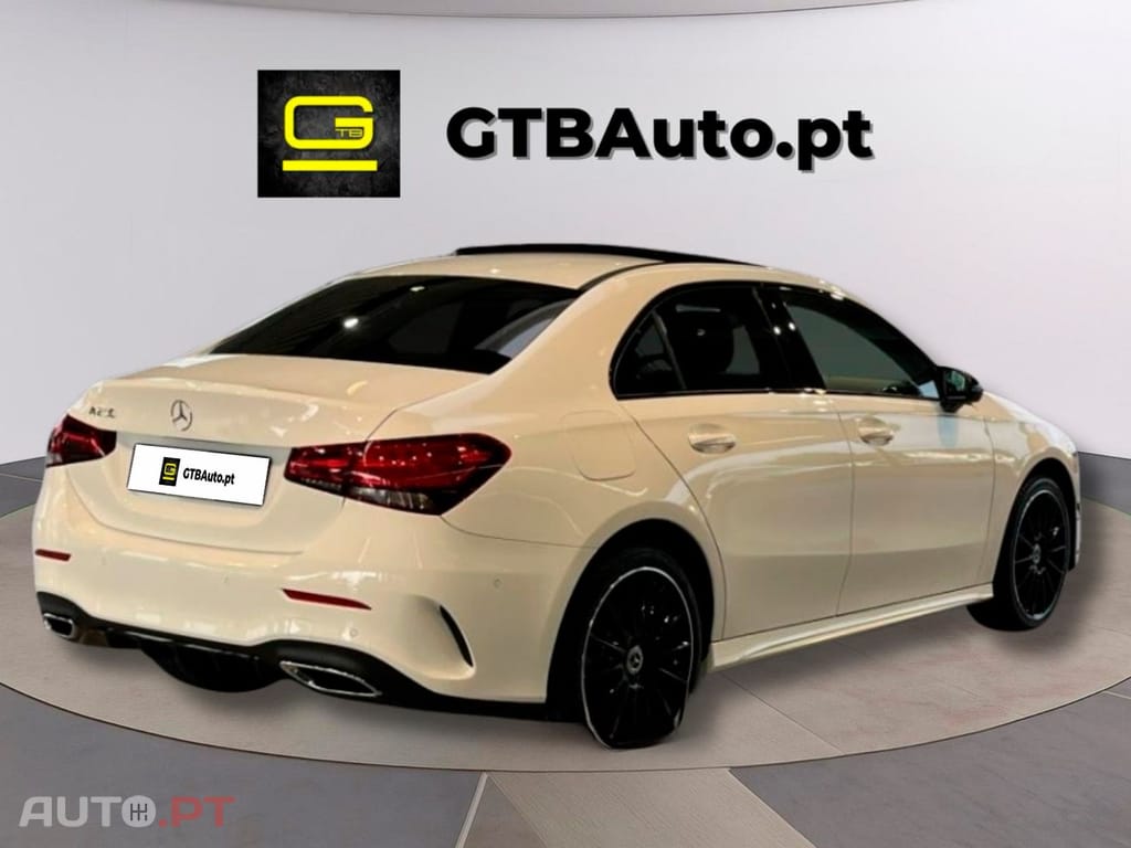 Mercedes-Benz A 250 e Limousine AMG I.V.A DEDUTÍVEL 