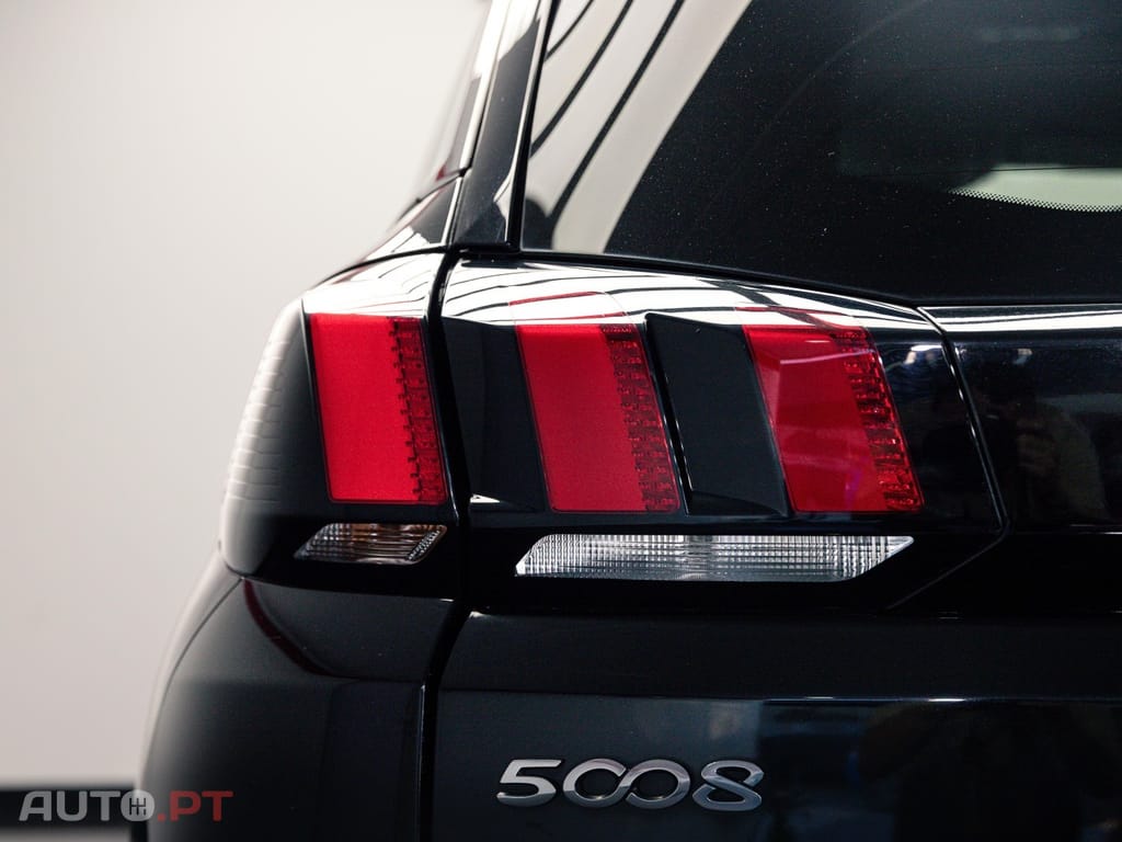 Peugeot 5008 1.5 BlueHDi Allure