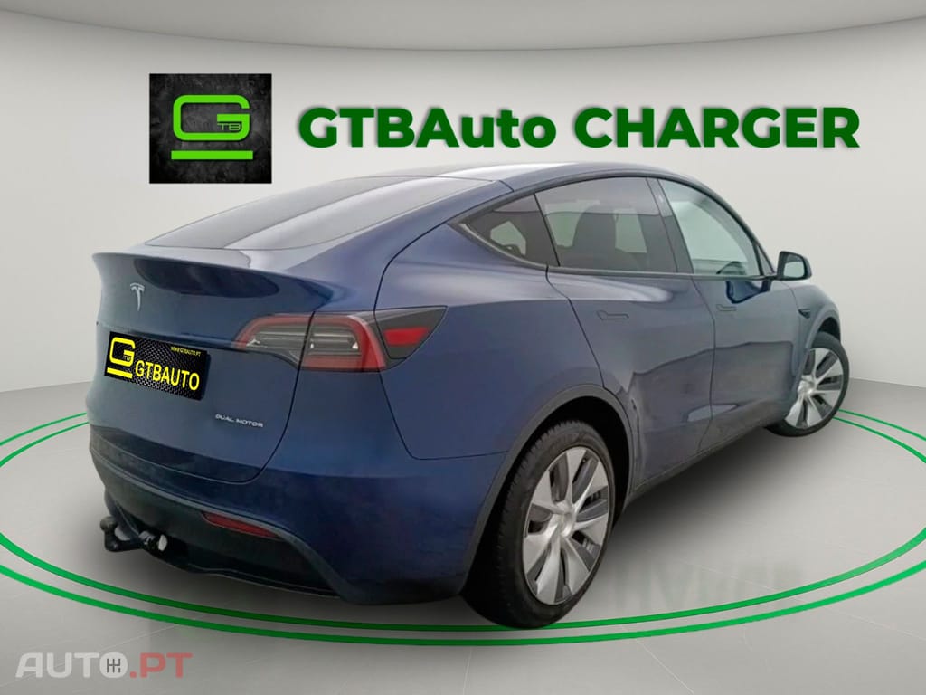 Tesla Model Y Long-Range Dual Motor AWD