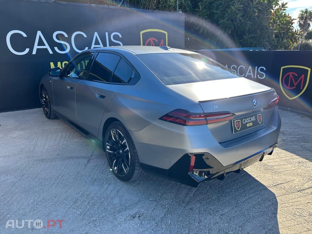 BMW i5 M60 xDrive Pack Desportivo M Pro