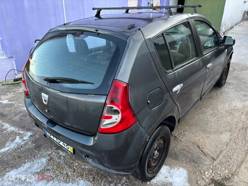 Dacia Sandero 1.2 16V Access — fotografia 4