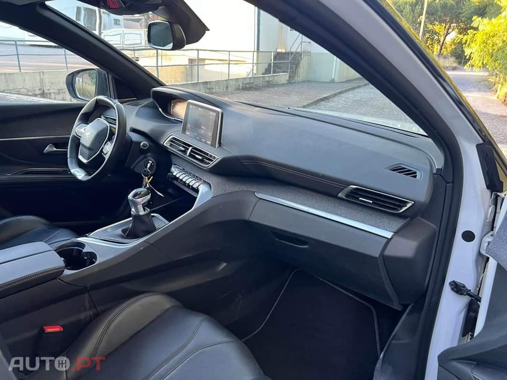 Peugeot 5008 1.2 PureTech GT Line