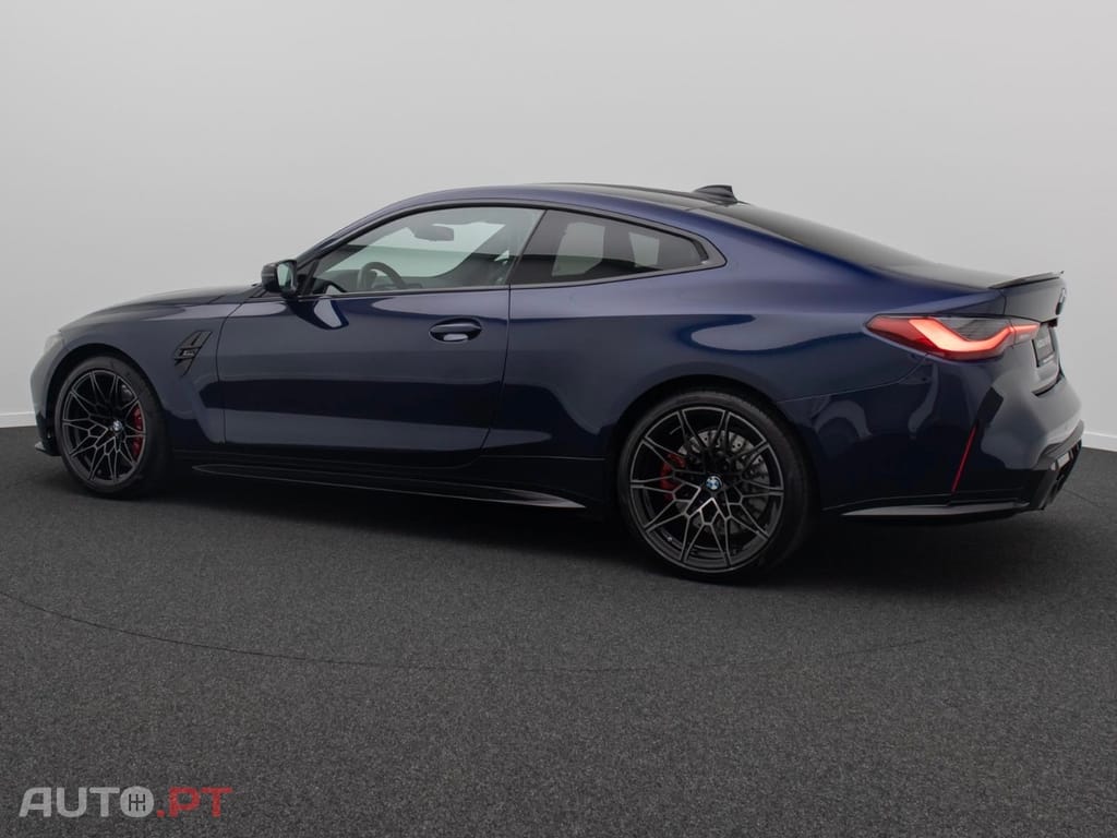 BMW M4 COMPETITION