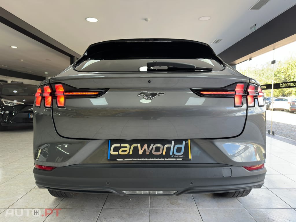 Ford Mustang Mach-E Premium