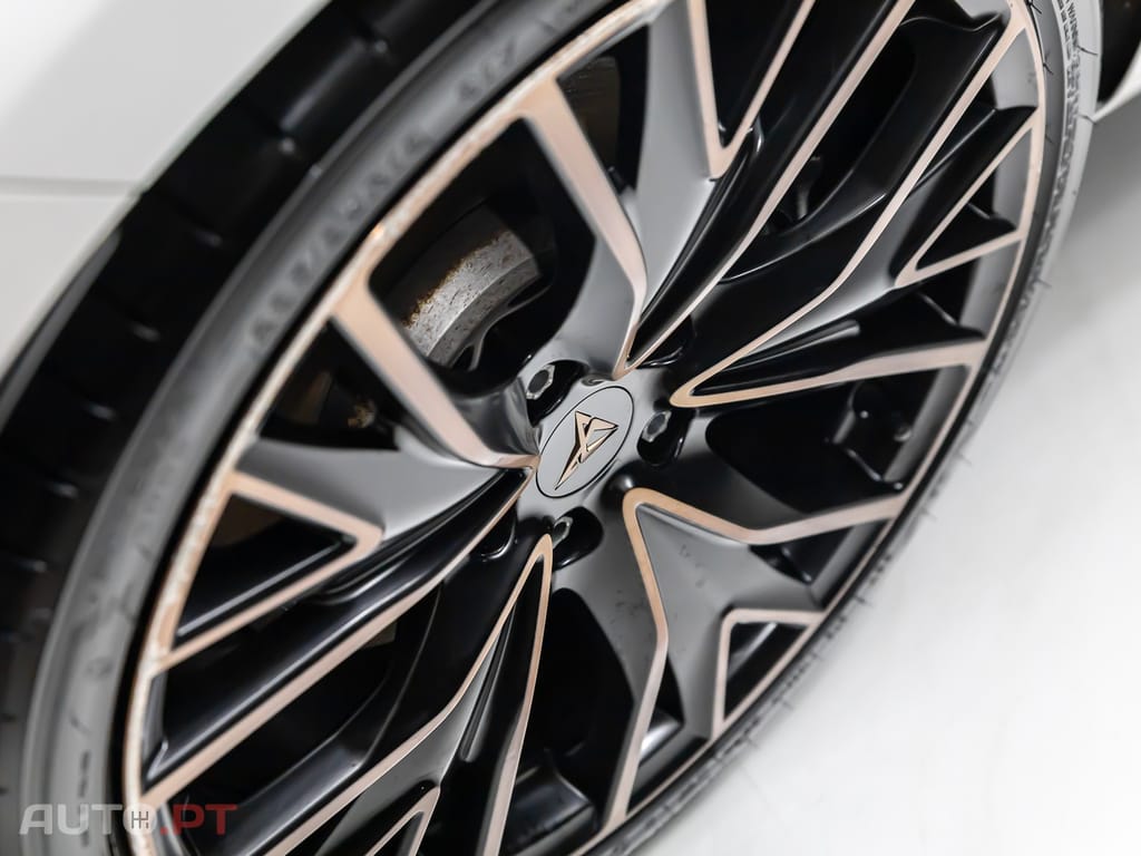 Cupra Leon ST 1.4 e-Hybrid VZ DSG