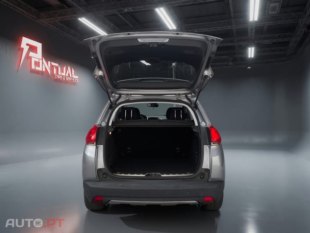 Peugeot 2008 1.2 PureTech Allure