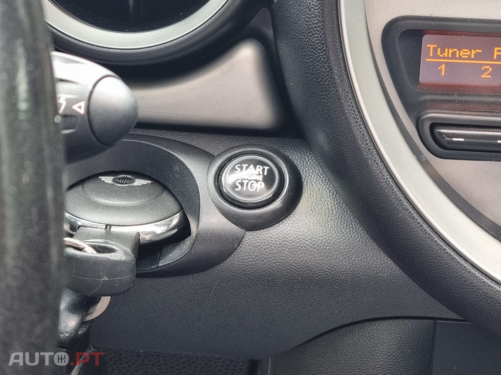 MINI Cabrio Cooper D