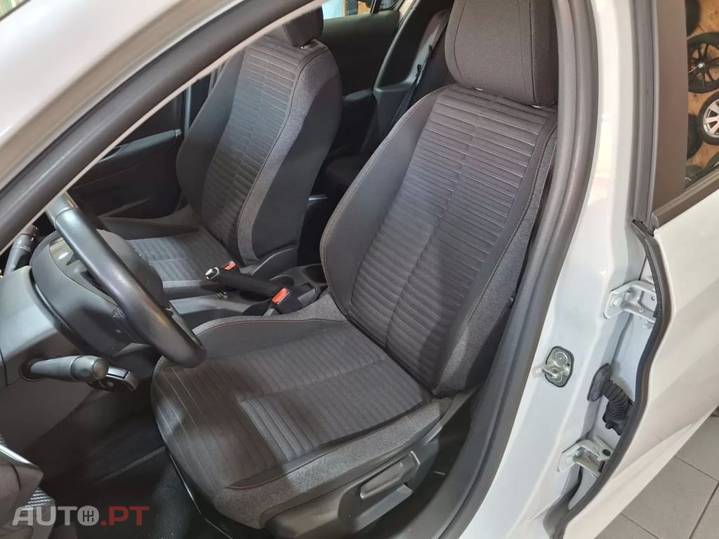 Peugeot 208 1.2 PureTech Like