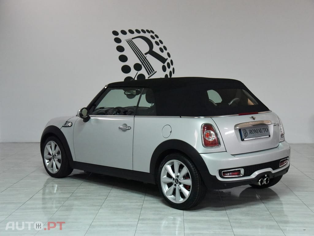 MINI Cooper S Auto