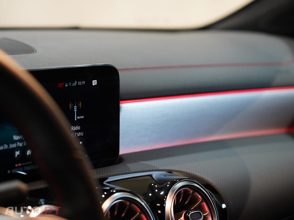 Mercedes-Benz CLA 200 AMG Line Aut.