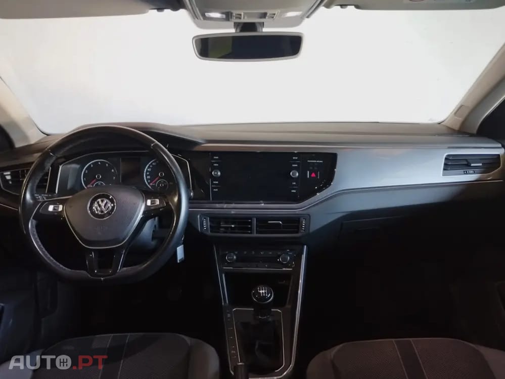 Volkswagen Polo 1.0 TSI R-LINE