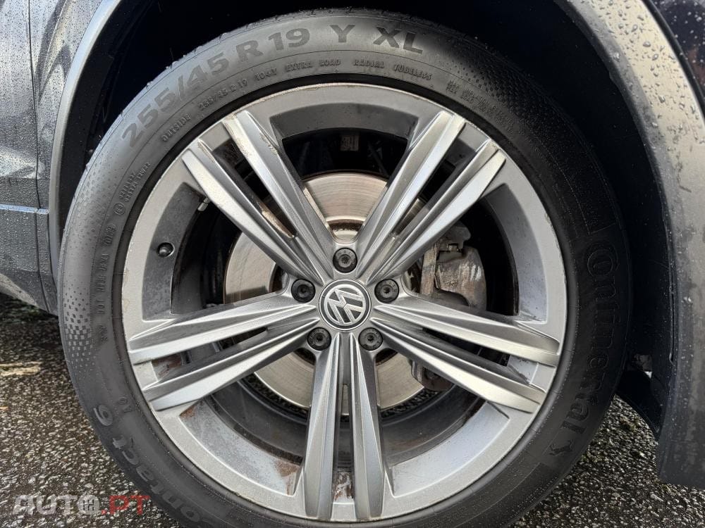 Volkswagen Tiguan 2.0 TDI R-Line DSG 4Motion