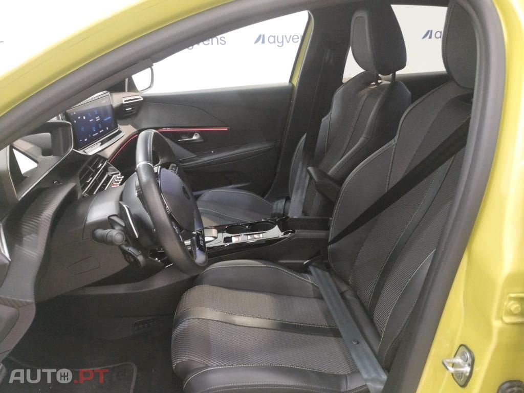 Peugeot 208 1.2 Hybrid GT e-DCS6