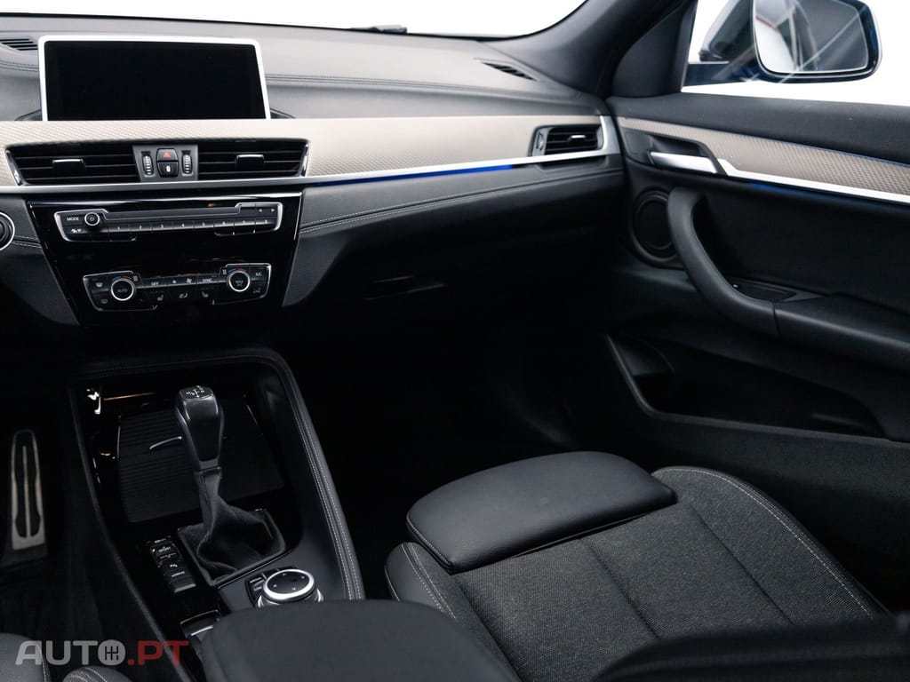 BMW X2 25 e xDrive Pack M
