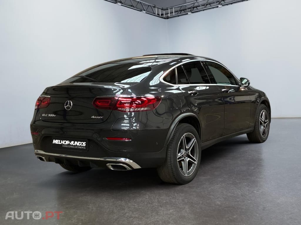 Mercedes-Benz GLC 300 e 4Matic 9G-Tronic AMG Line