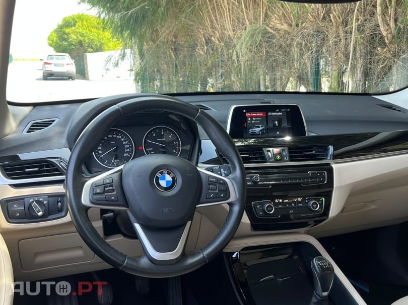 BMW X1 16 d sDrive Line xLine