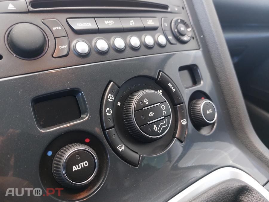 Peugeot 5008 1.6 BlueHDi Style