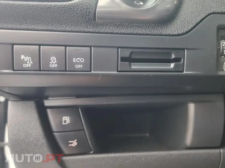 Citroen DS5 2.0 HDi Hybrid4 So Chic CMP6