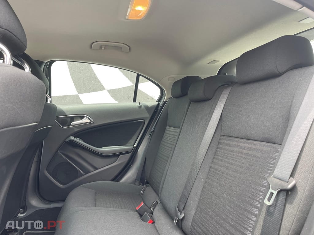 Mercedes-Benz A 180 d Fleet Pack Urban