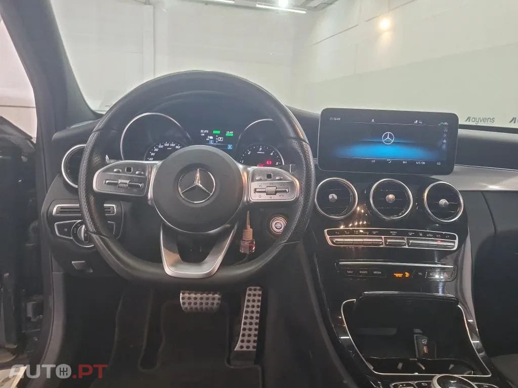 Mercedes-Benz C 300 de AMG Line