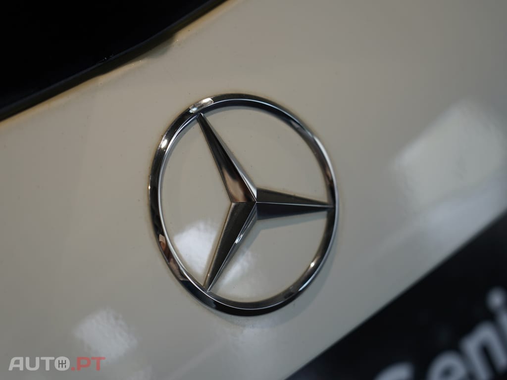 Mercedes-Benz A 160 d AMG Line