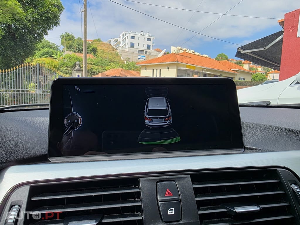 BMW 318 d Line Luxury Auto