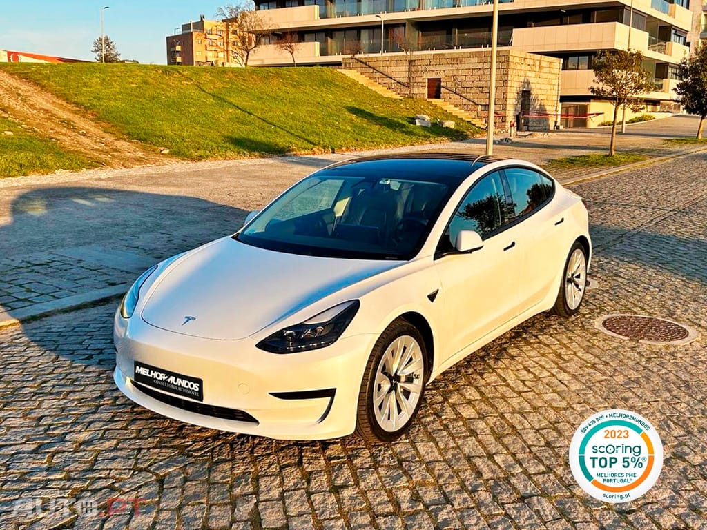 Tesla Model 3 Tração Traseira