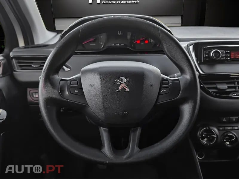 Peugeot 208 1.4 HDi