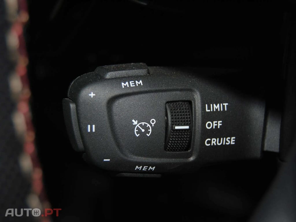 DS DS7 E-Tense Performance Line