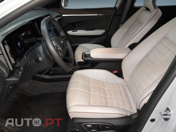 Renault Mégane 100% ELÉTRICO ICONIC 220CV AUTONOMIA CONFORT CA22