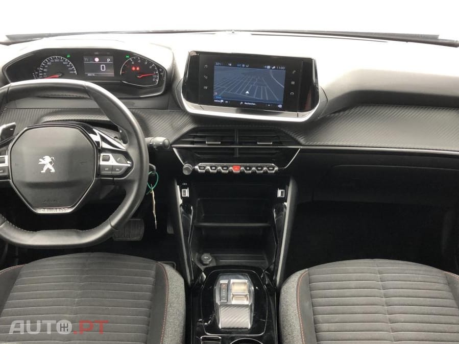 Peugeot 2008 1.2 PureTech Active Pack EAT8